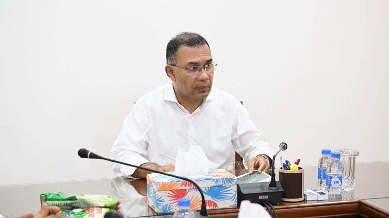 PM Directs Rapid Rollout of Automatic Traffic Lights at 50 More Dhaka Points